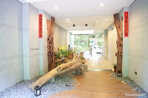 Sun Moon Inn