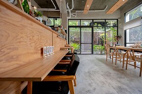 Sun Moon Inn