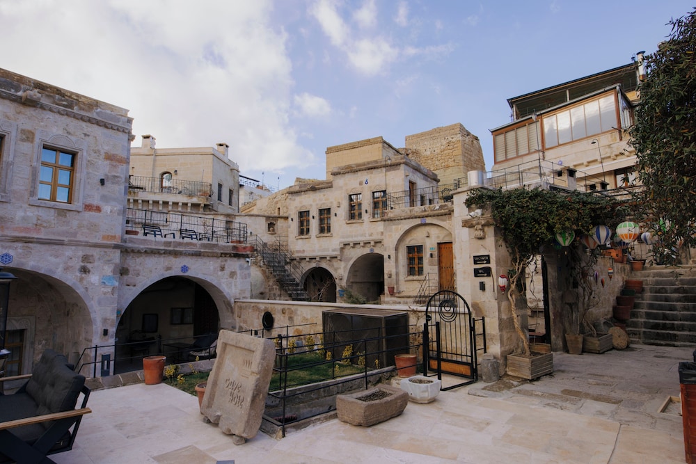 Göreme Cave Suites