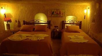 King Cave Hotel by Traveller's