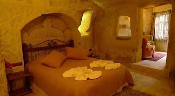 King Cave Hotel by Traveller's