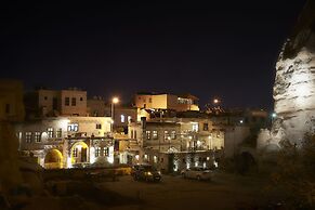 King Cave Hotel by Traveller's