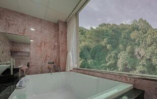 Ruixiong Hotspring Villa