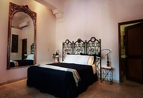 La Isabela Suites