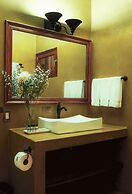 La Isabela Suites