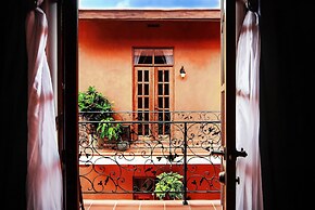 La Isabela Suites