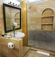 La Isabela Suites