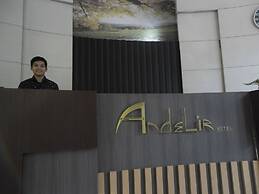 Andelir Hotel
