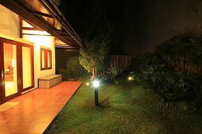 De Reiz Villa Dago Syariah