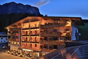 Hotel Serena