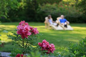 Inn at Sunrise Point