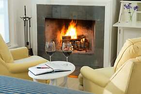 Inn at Sunrise Point