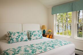 Inn at Sunrise Point