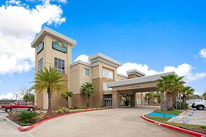 La Quinta Inn & Suites by Wyndham Lake Charles - Westlake
