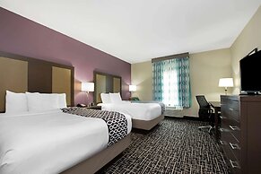 La Quinta Inn & Suites by Wyndham Lake Charles - Westlake