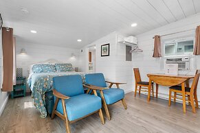 Echo Motel & Oceanfront Properties