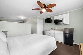 Echo Motel & Oceanfront Properties
