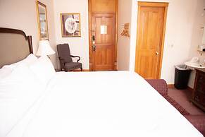 Victor Hotel