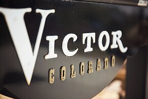 Victor Hotel
