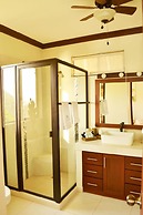 Paraiso Escondido Hotel Villas & Resort