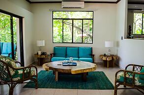 Paraiso Escondido Hotel Villas & Resort