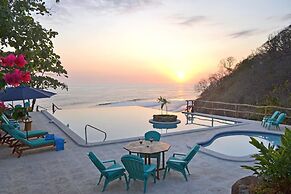 Paraiso Escondido Hotel Villas & Resort