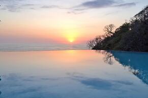 Paraiso Escondido Hotel Villas & Resort