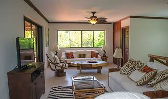 Paraiso Escondido Hotel Villas & Resort