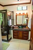 Paraiso Escondido Hotel Villas & Resort