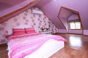 Fulnaeum House Pension