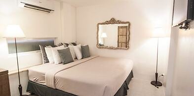 Zuzuni Boutique Hotel