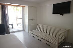 Zuzuni Boutique Hotel