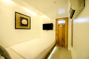 Zuzuni Boutique Hotel