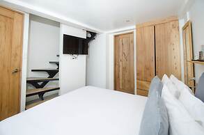 Zuzuni Boutique Hotel