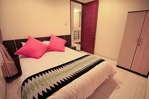 De Reiz Villa Mawar Syariah