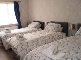 The Sportsmans Lodge
