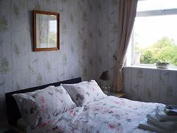 The Sportsmans Lodge