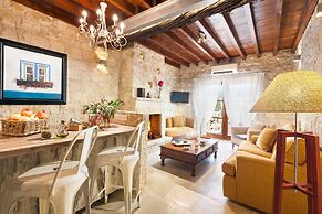 Oinoessa Traditional Boutique Houses