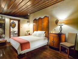 Oinoessa Traditional Boutique Houses