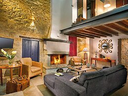 Oinoessa Traditional Boutique Houses