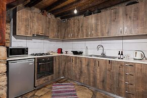 Oinoessa Traditional Boutique Houses