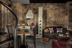 Oinoessa Traditional Boutique Houses