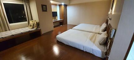 Tapeng Bay Holiday Hotel