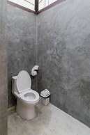 Anurak Community Lodge