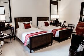 99 The Heritage Hotel