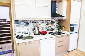 Ale Apartments Hotel