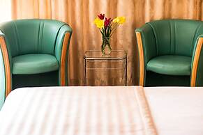 Hotel Ambassador