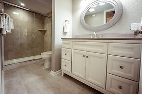 Branson King Resort and Suites