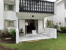 Moonshine 316 Rockley Golf Club