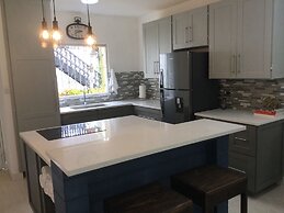 Moonshine 316 Rockley Golf Club